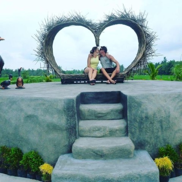 Meet your Posher, Kerrie - Picture 1 of 1